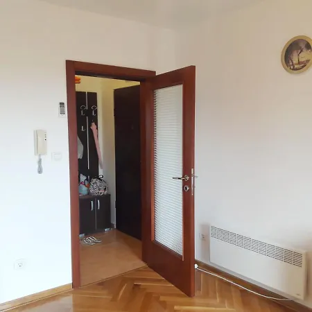 Lägenhet Rose Podgorica